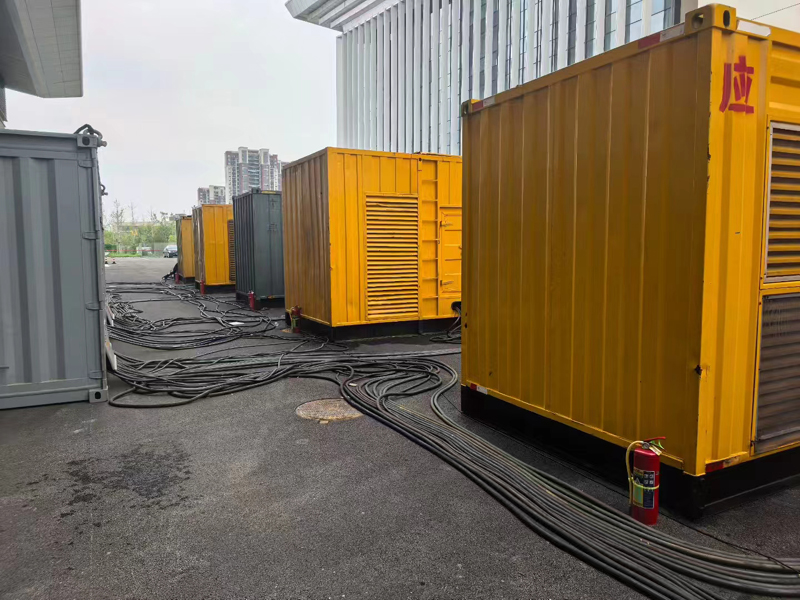 三角镇不同季节柴油发电机组保养有哪些注意事项？